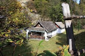 Highly insulated rustic Eco-homes utilising sustainable, locally sourced materials giving warm and comfortable, low maintenance homes with low running costs and low carbon footprints. Properties can be finished with stone external walls or a mix of stone, wood and paint-rendered walls.